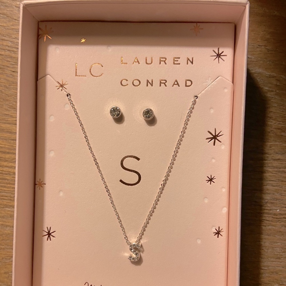 Lauren Conrad necklace